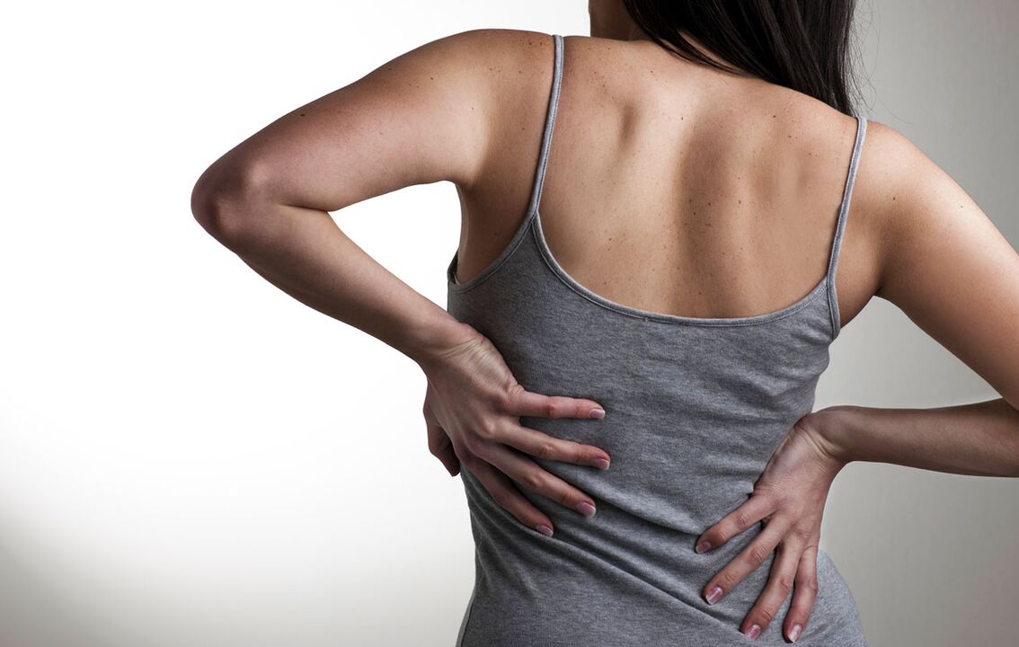 nugaros skausmas su krūtinės ląstos osteochondroze 1 nuotrauka